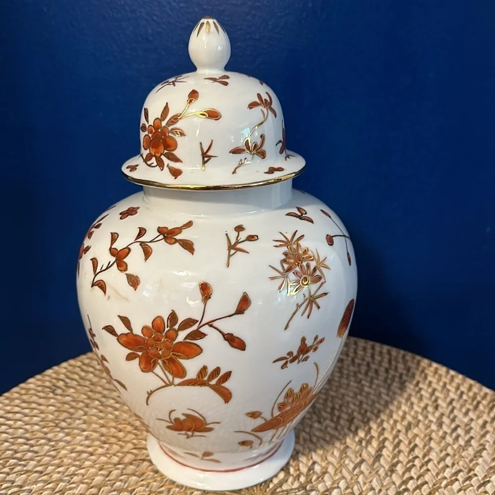 VINTAGE JAPANESE PORCELAIN WARE ACF FLORAL GINGER JAR HAND DECORATED HONG KONG